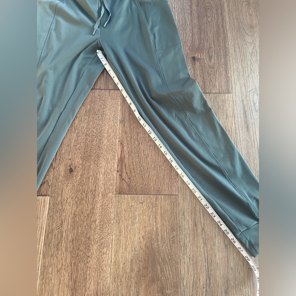 Green 32 Heat Fleece Lined Joggers 💚🍀🌲 - Picture 3 of 4